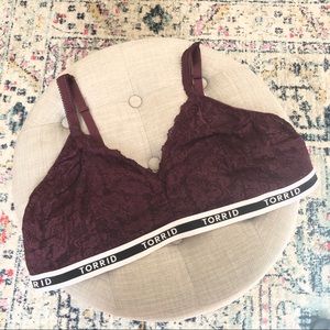 Torrid lace bralette, size 3